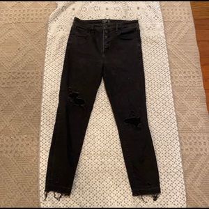 Abercrombie & Fitch Black High Rise Distressed Jeans 10/30